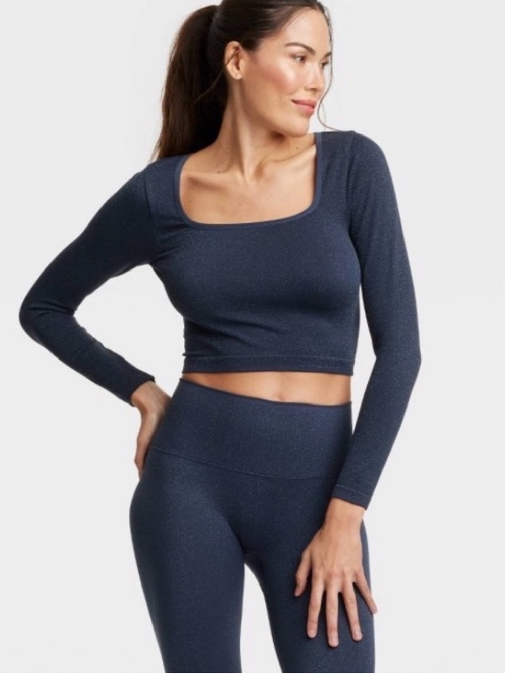 NWT All in Motion Lurex Sparkle Shimmer
Seamless Cropped Long Sleeve Blue Top XL